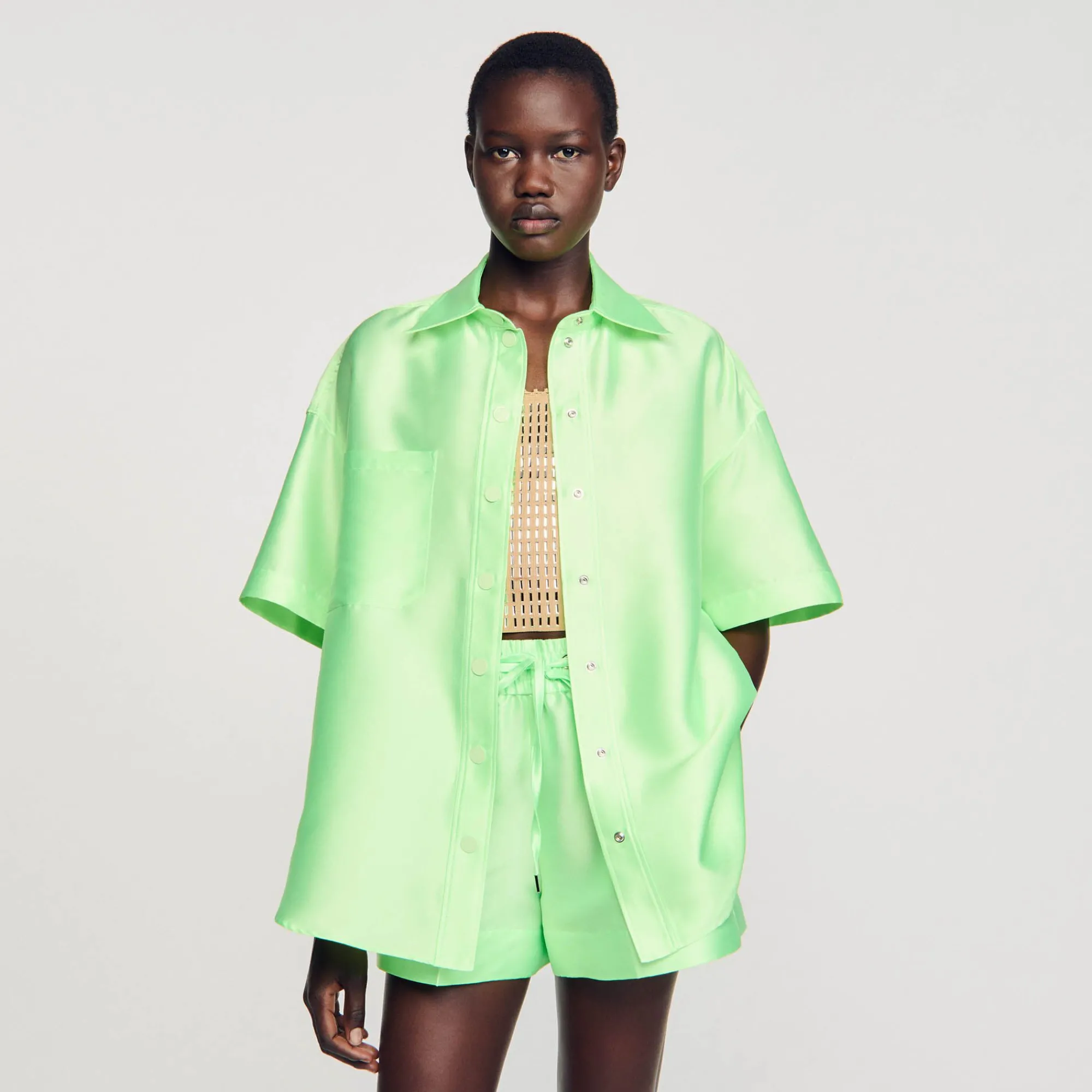 camisa_oversize_satinada_3.webp Conjuntos<Sandro Paris Camisa Oversize Satinada