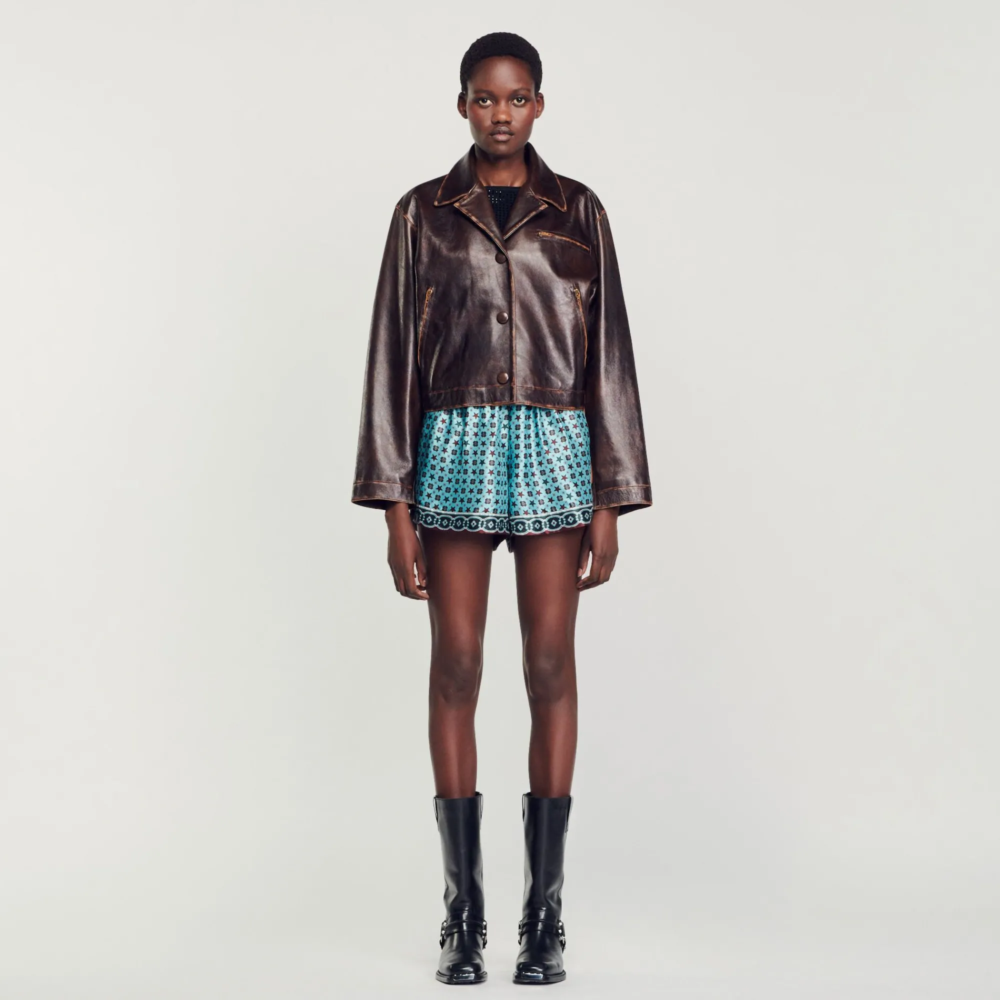 cazadora_de_piel_envejecida_1.webp Cazadoras & Chaquetas<Sandro Paris Cazadora De Piel Envejecida