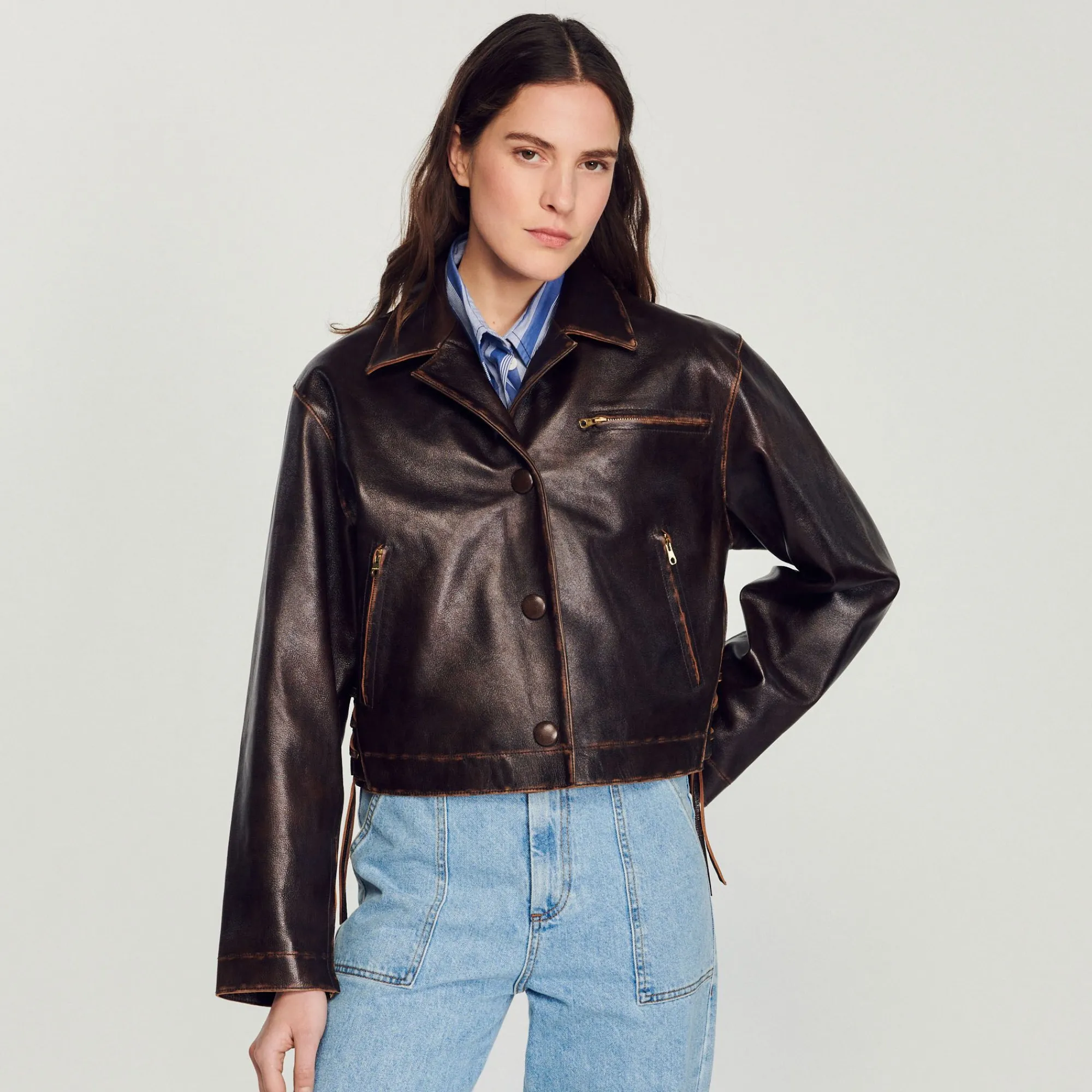 cazadora_de_piel_envejecida_3.webp Cazadoras & Chaquetas<Sandro Paris Cazadora De Piel Envejecida