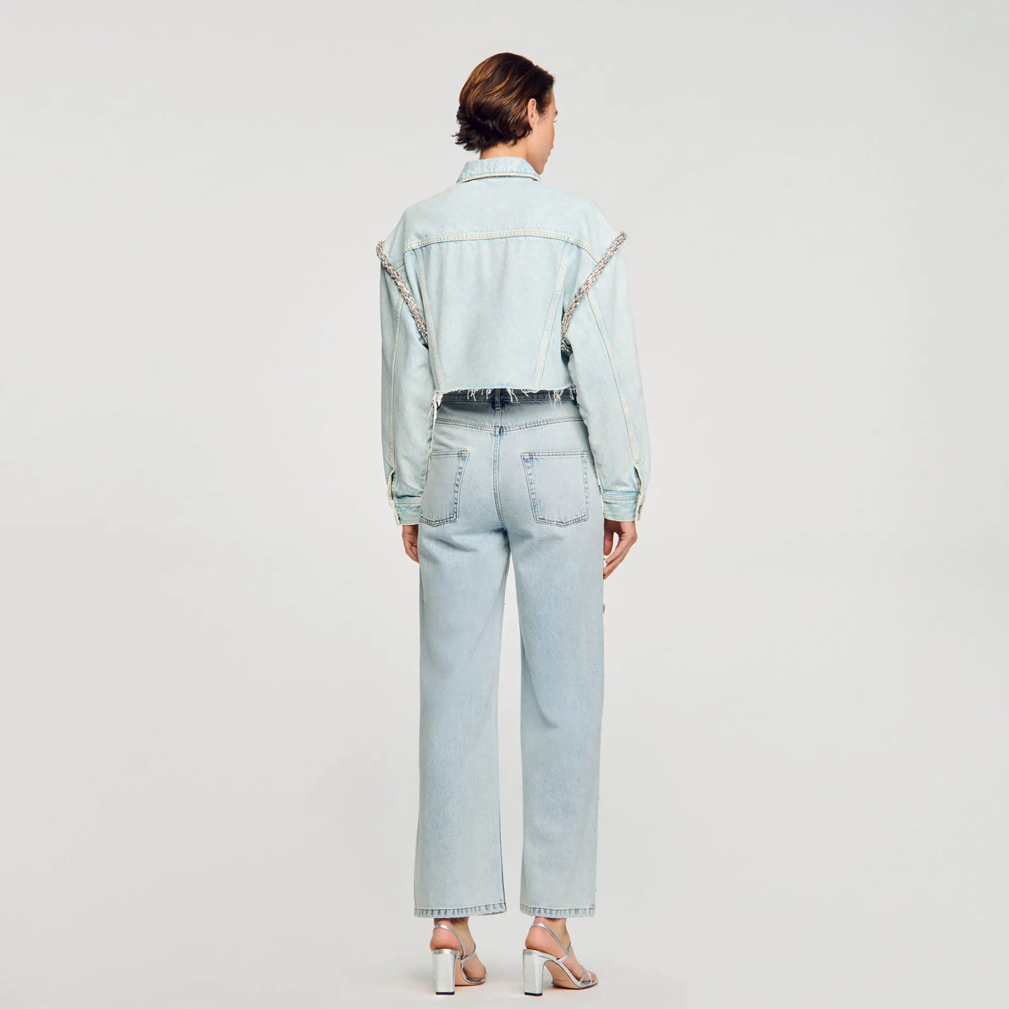 cazadora_vaquera_corta_4.webp Cazadoras & Chaquetas<Sandro Paris Cazadora Vaquera Corta
