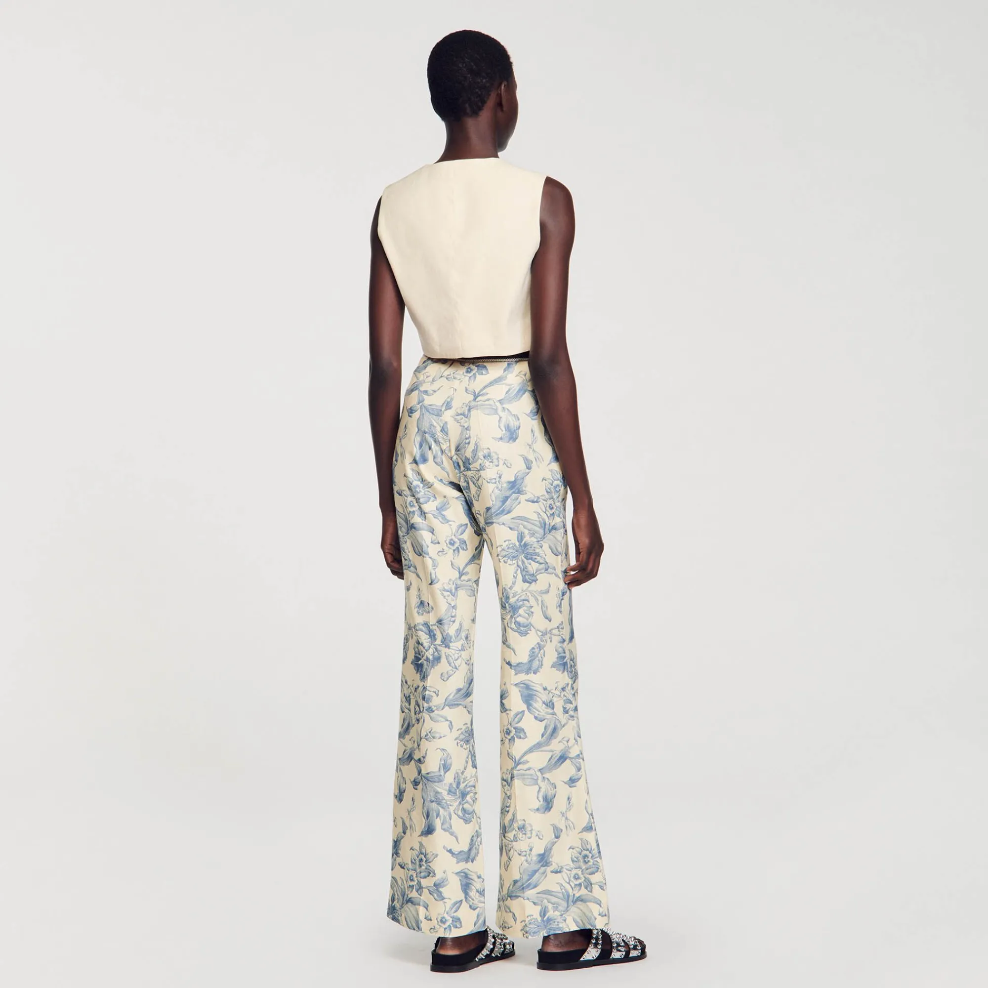 pantalon_con_estampado_de_flores_4.webp Conjuntos<Sandro Paris Pantalon Con Estampado De Flores