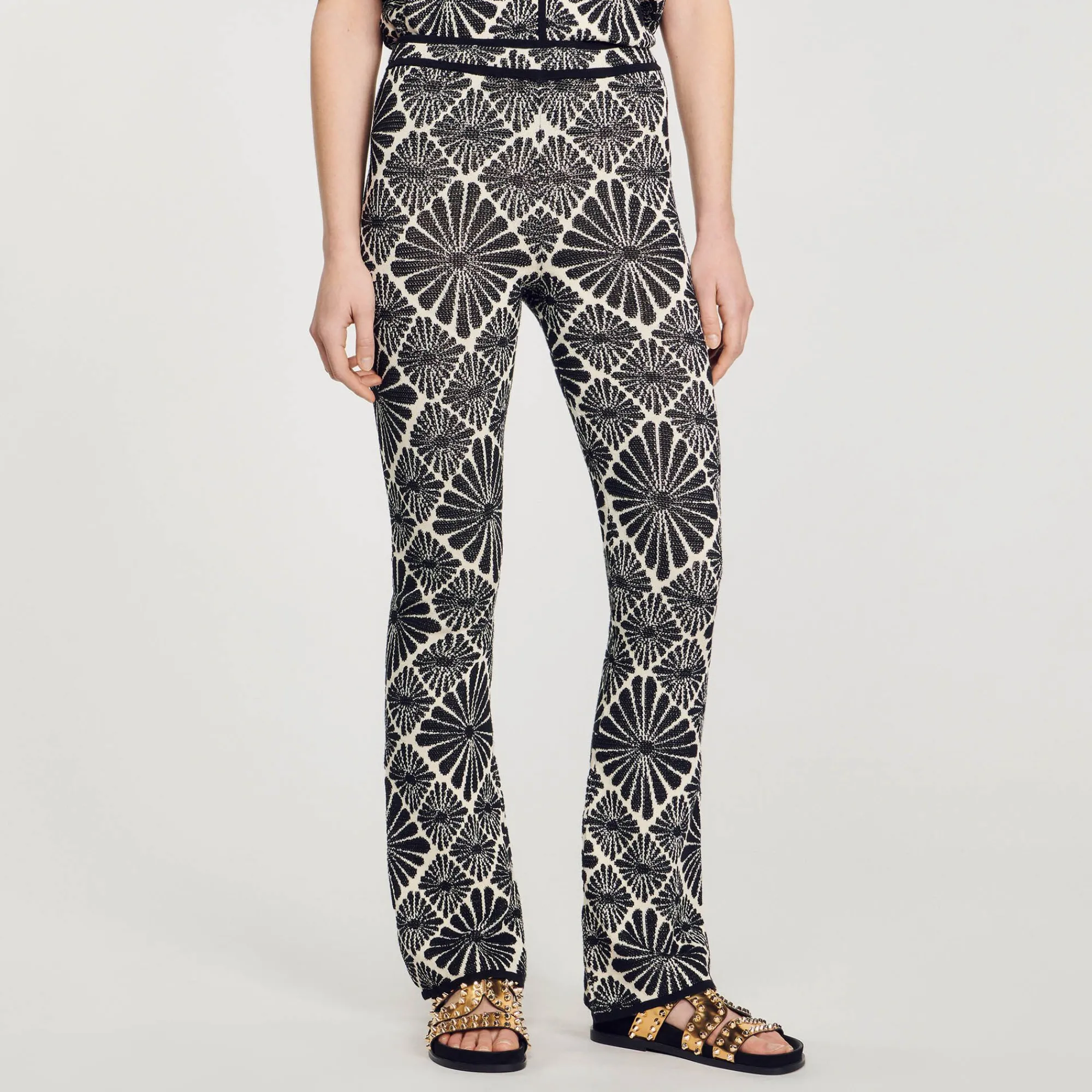 pantalon_de_jacquard_con_flores_3.webp Conjuntos<Sandro Paris Pantalon De Jacquard Con Flores