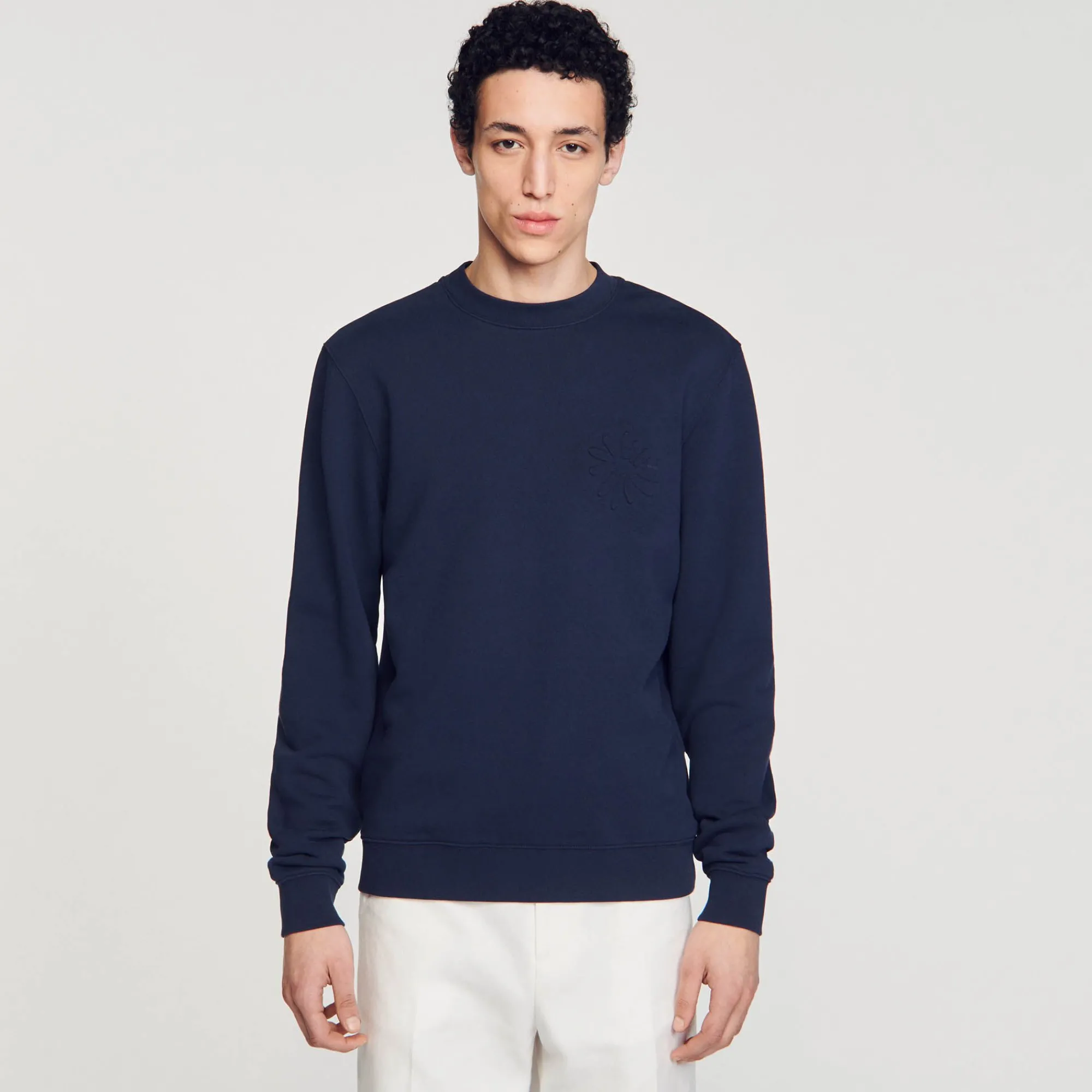 sudadera_de_algodon_con_flor_3.webp Sudaderas & Jogging<Sandro Paris Sudadera De Algodon Con Flor