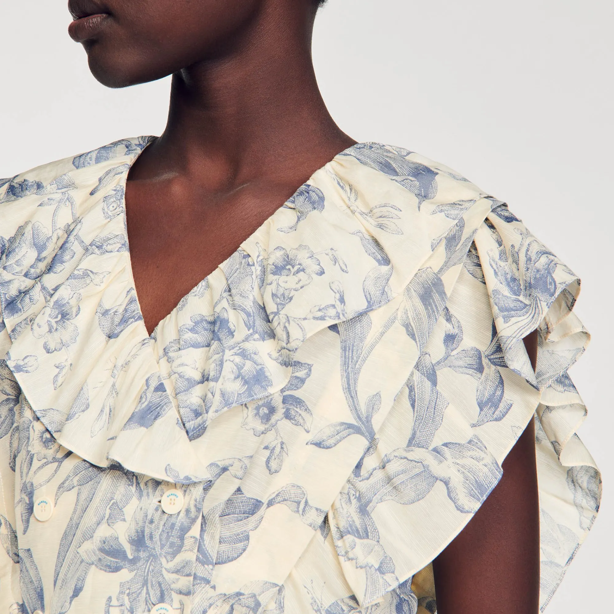 top_con_flores_y_volantes_2.webp Conjuntos<Sandro Paris Top Con Flores Y Volantes