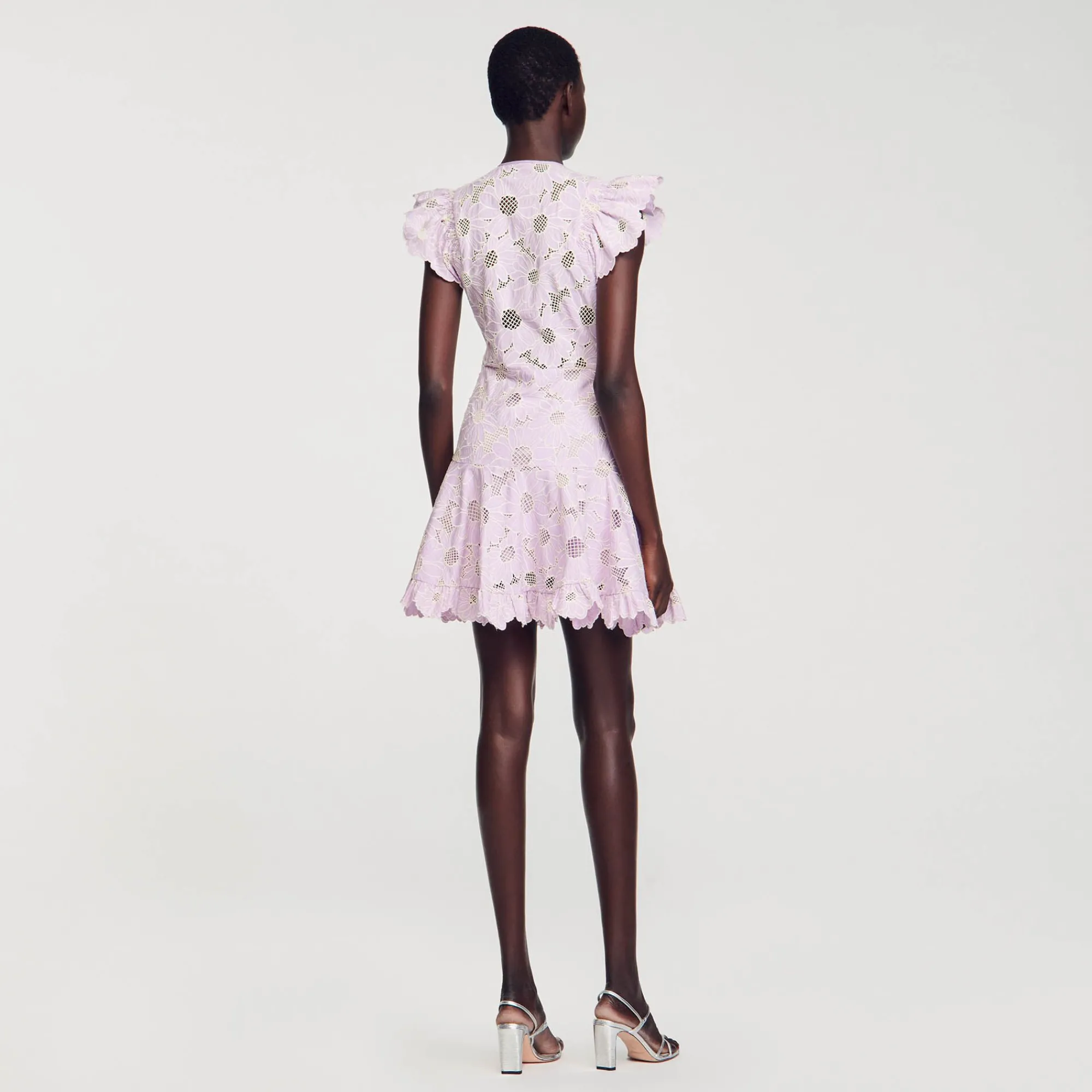 vestido_corto_de_guipur_con_margaritas_4-1.webp Vestidos<Sandro Paris Vestido Corto De Guipur Con Margaritas